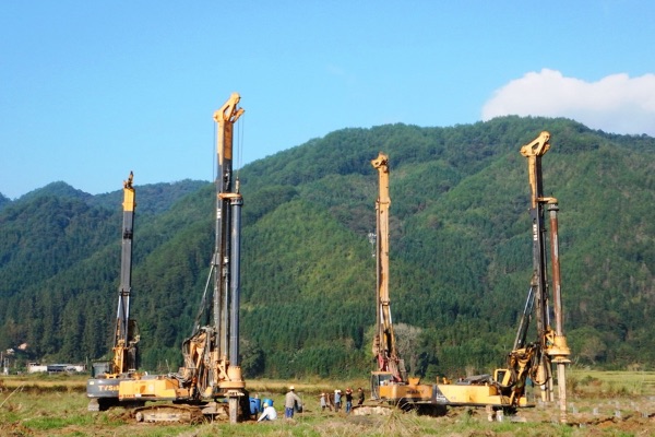 深圳光明三力工程機械公司網(wǎng)站